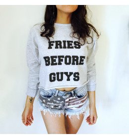 Crop Sweat FRIES BEFORE GUYS