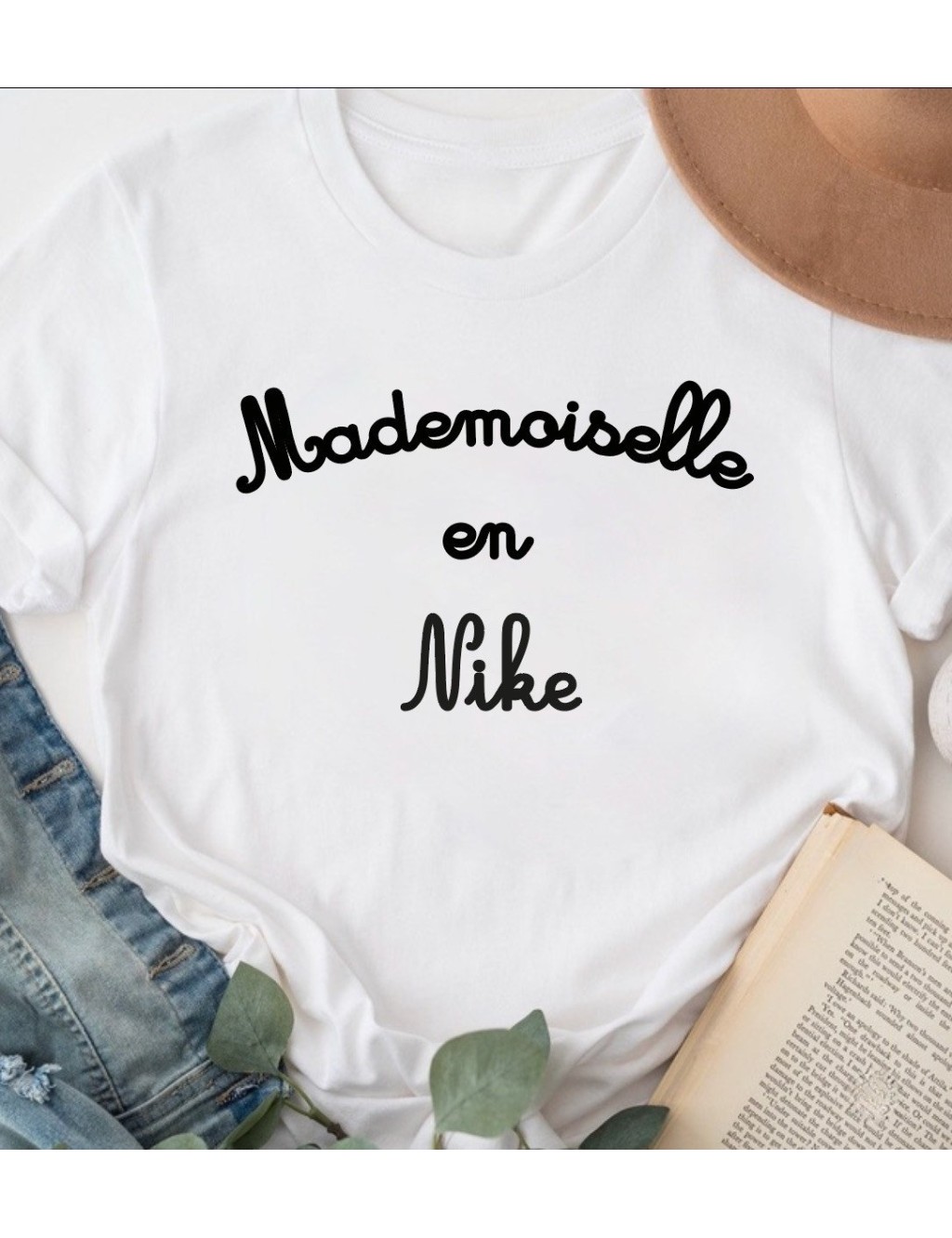 T-shirt femme Mademoiselle en "votre texte"